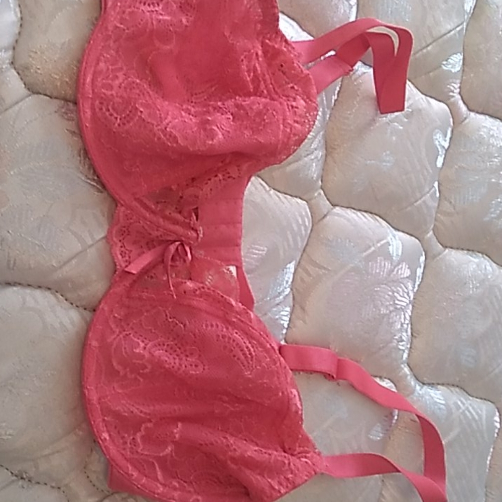 Bra - Picture 3 of 3